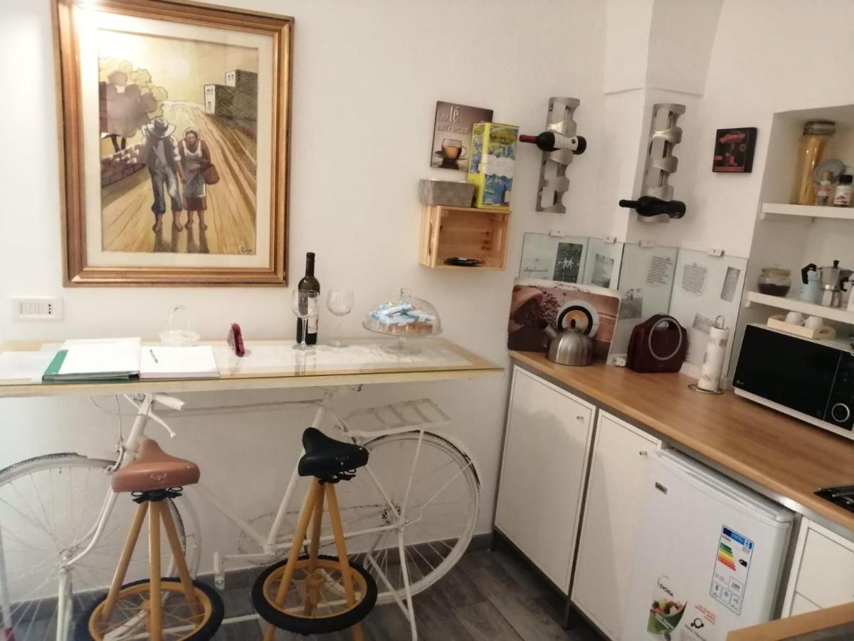 La Piccola Casa Di Tania Villa Terlizzi Exteriör bild